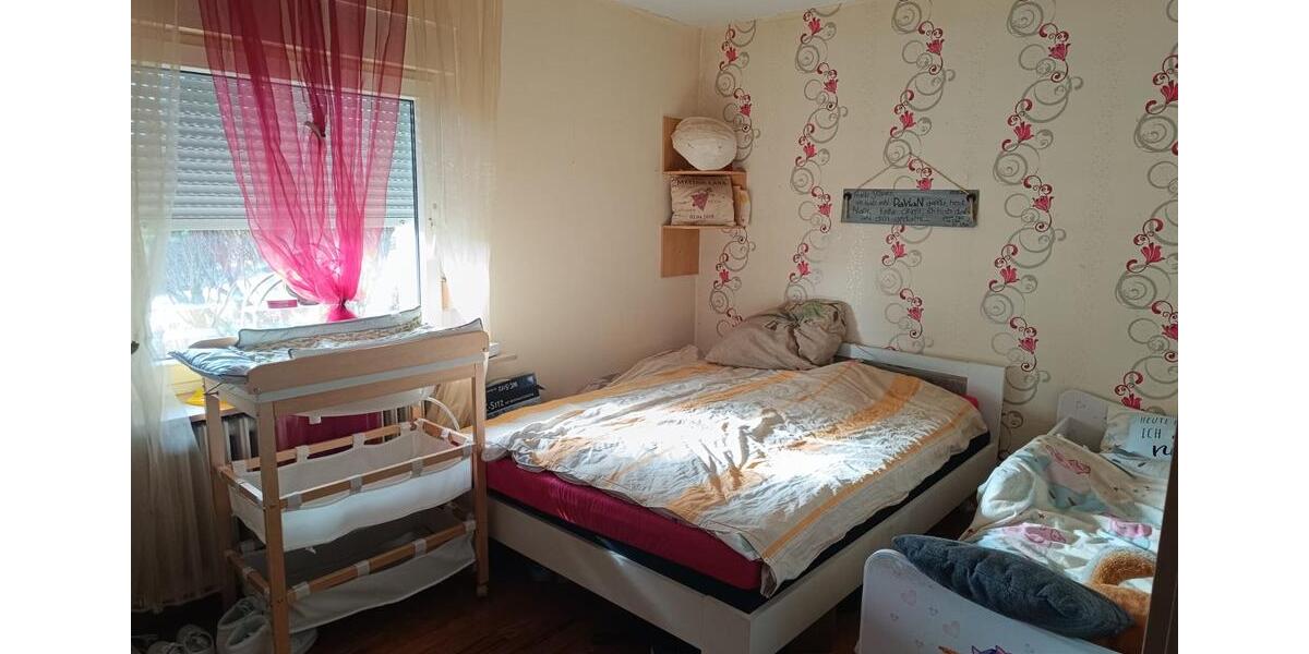 Etagenwohnung Friedrichsthal - 3 Zimmer, 78 m&sup2;, 600&euro; | Angebot:25063980