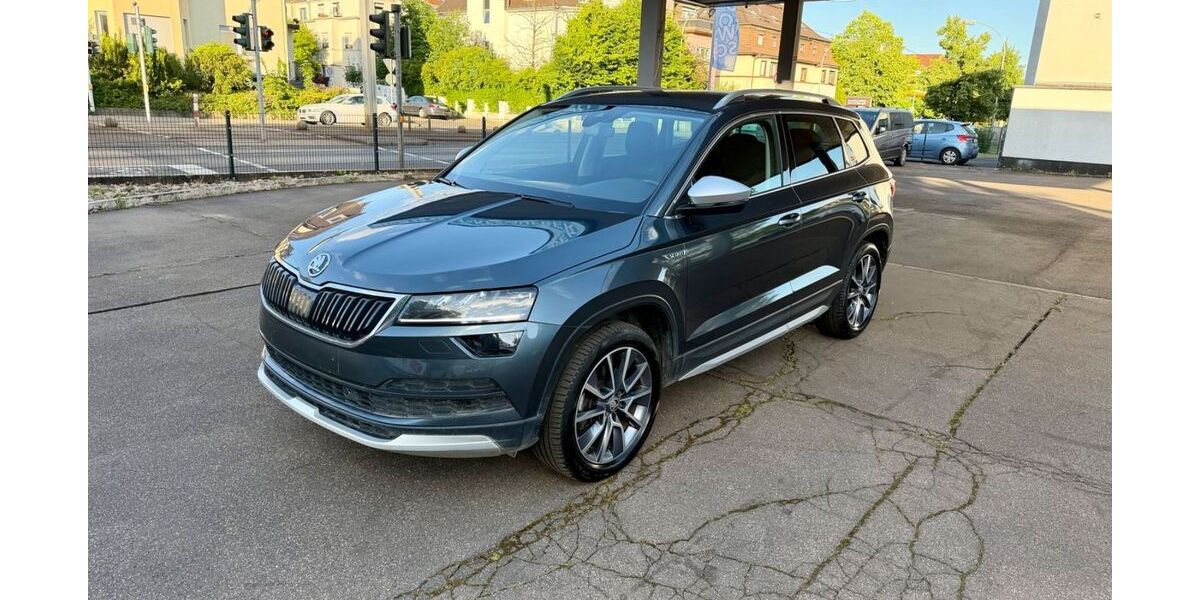 Skoda Karoq 100.424 km 21.500 &euro; Saarbrücken 66115