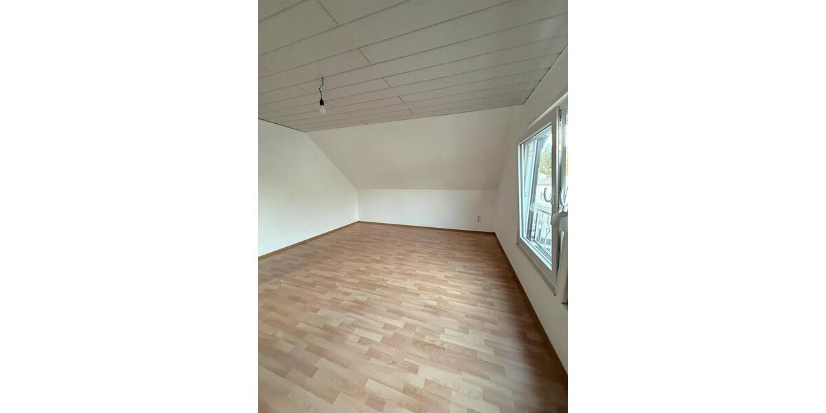 Etagenwohnung Sankt Ingbert - 2 Zimmer, 52 m&sup2;, 590&euro; | Angebot:25850775