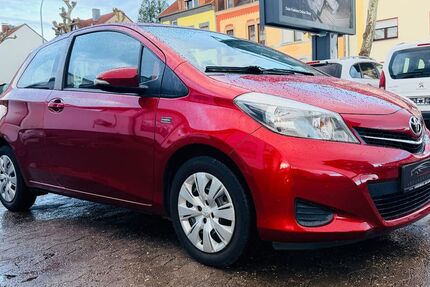Toyota Yaris 97.000 km 6.900 &euro; Saarbrücken 66115