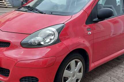 Toyota Aygo 98.000 km 1.990 &euro; Lebach 66822