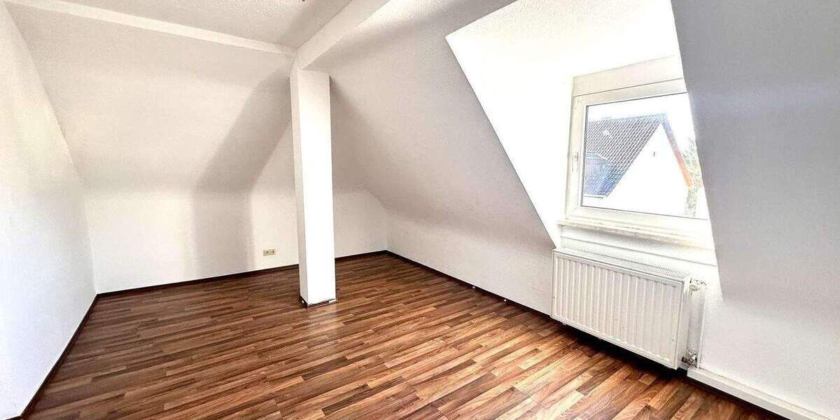 Etagenwohnung Zweibrücken - 6 Zimmer, 98 m&sup2;, 139.000&euro; | Angebot:25771920