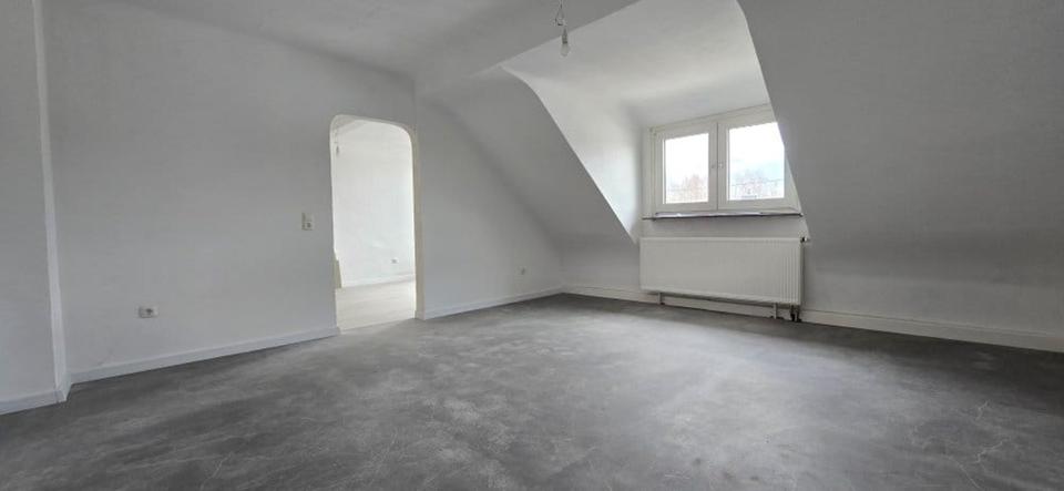 Etagenwohnung Völklingen - 4 Zimmer, 120 m&sup2;, 850&euro; | Angebot:25404636