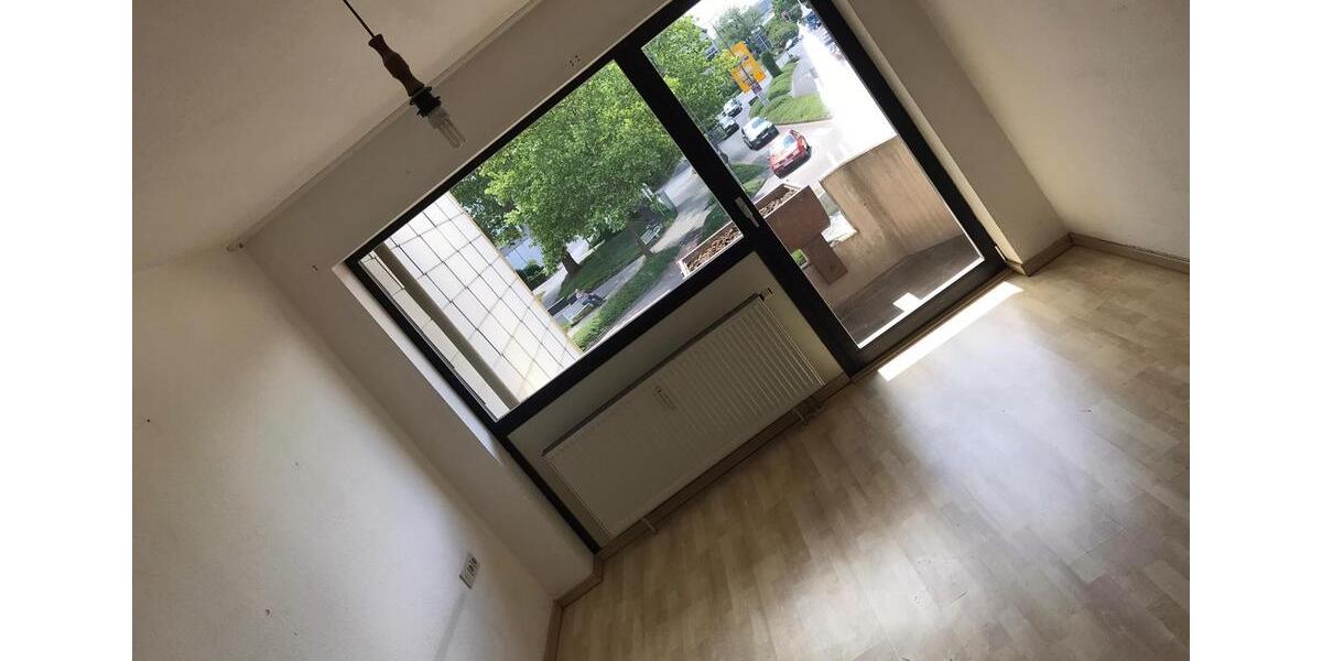 Etagenwohnung Homburg - 2 Zimmer, 86 m&sup2;, 800&euro; | Angebot:25996069