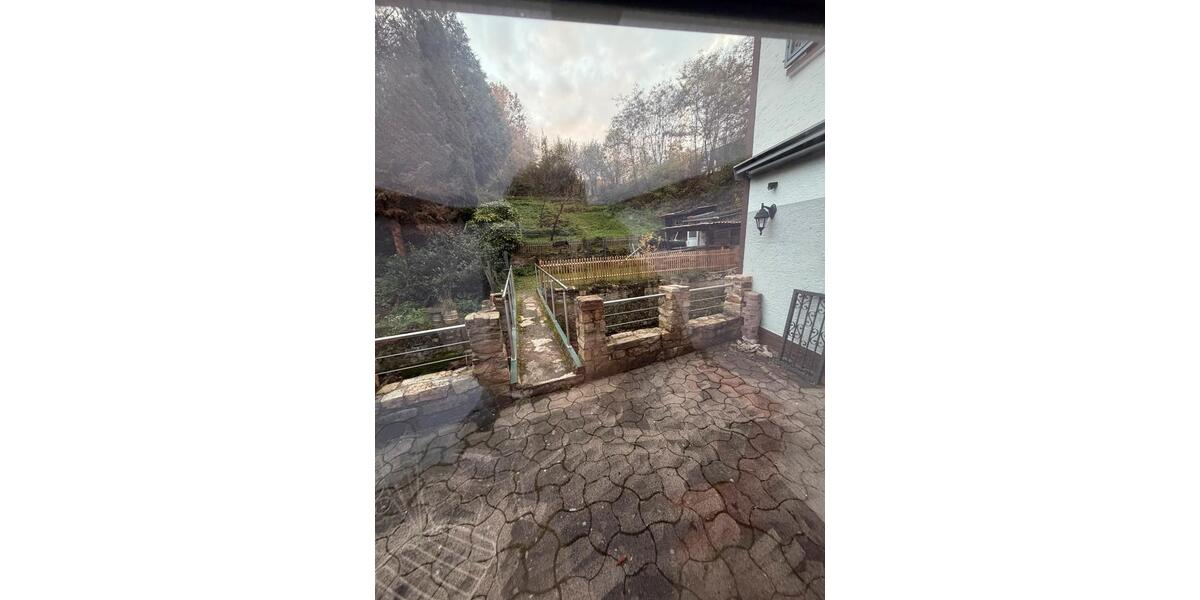 Einfamilienhaus Saarbrücken Malstatt - 7 Zimmer, 120 m&sup2;, 1.500&euro; | Angebot:25137831