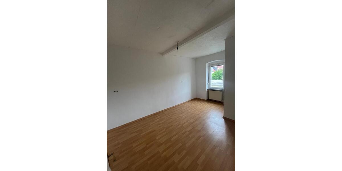 Erdgeschoßwohnung Sankt Ingbert - 3 Zimmer, 90 m&sup2;, 870&euro; | Angebot:26681397