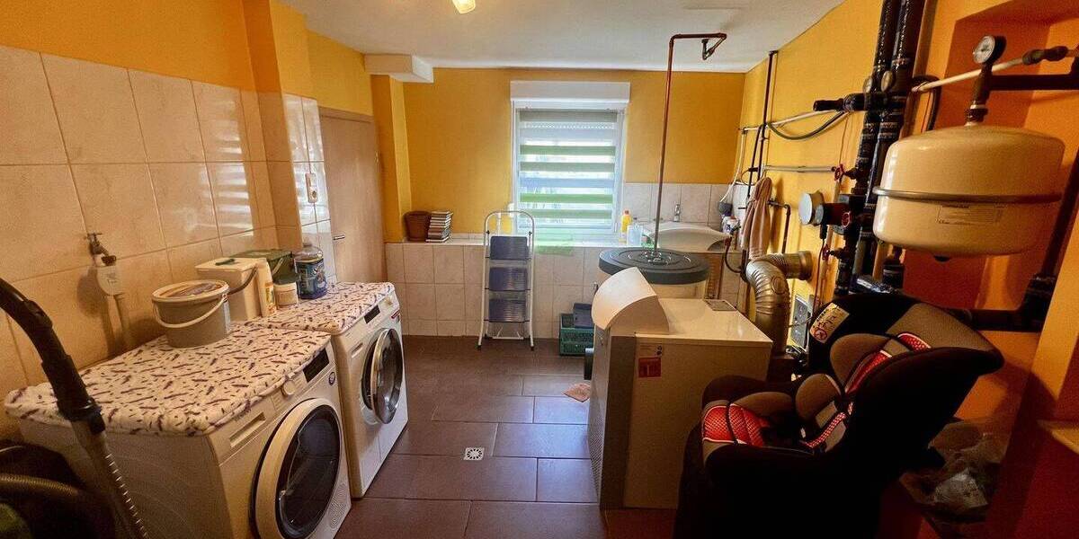 Reihenendhaus Rehlingen-Siersburg Rehlingen - 7 Zimmer, 140 m&sup2;, 179.000&euro; | Angebot:25685597