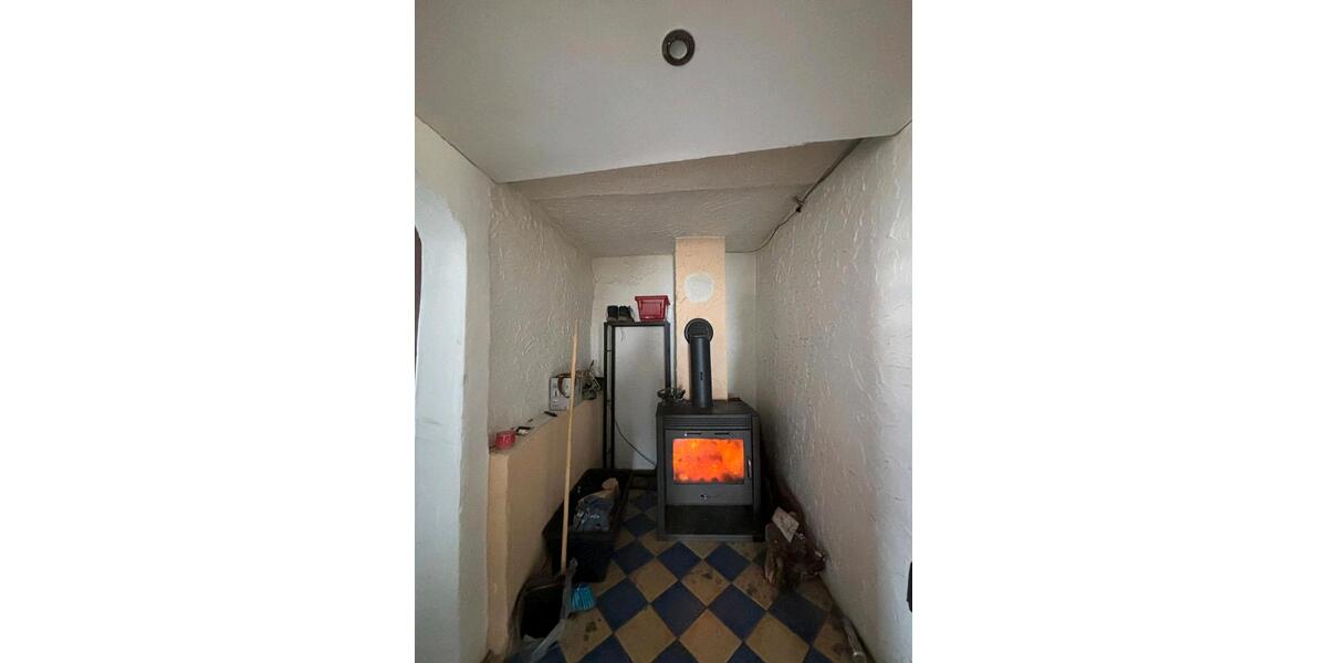 Einfamilienhaus Saarlouis - 5 Zimmer, 125 m&sup2;, 75.000&euro; | Angebot:25825038