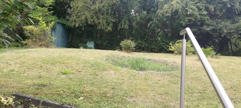 Einfamilienhaus Saarbrücken Dudweiler - 8 Zimmer, 216 m&sup2;, 340.000&euro; | Angebot:25728348