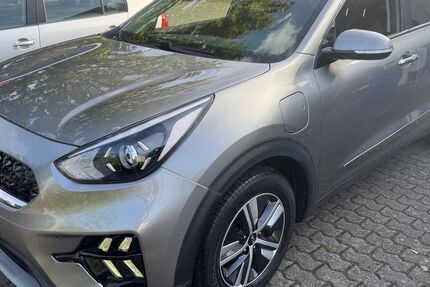 Kia Niro 146.000 km 13.950 &euro; Saarlouis 66740