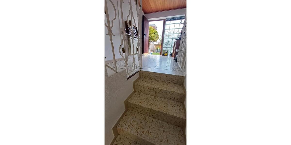 Doppelhaushälfte Bexbach - 11 Zimmer, 174 m&sup2;, 310.000&euro; | Angebot:26429293