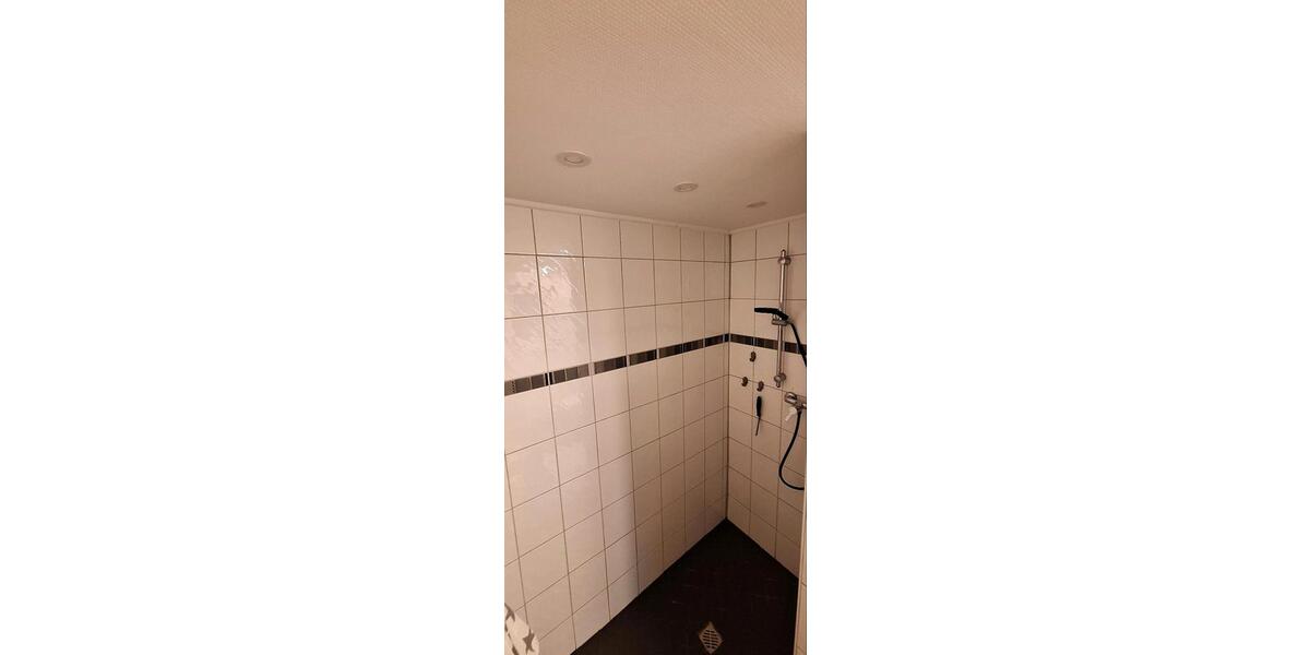 Reihenhaus Quierschied - 9 Zimmer, 190 m&sup2;, 295.000&euro; | Angebot:25870436