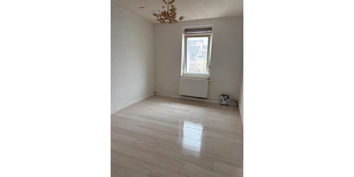 Etagenwohnung Neunkirchen - 1 Zimmer, 50 m&sup2;, 500&euro; | Angebot:24794600