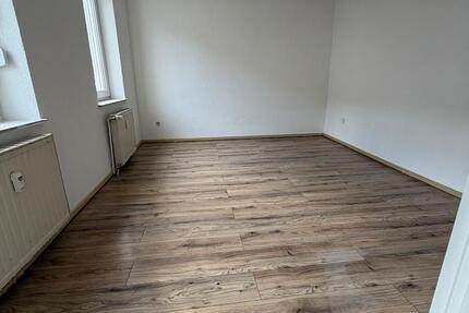 Wohnung Saarbrücken West - 3 Zimmer, 72 m&sup2;, 650&euro; | Angebot:25787254