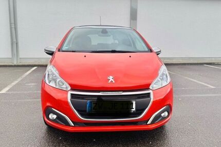 Peugeot 208 160.000 km 4.999 &euro; Zweibrücken 66482