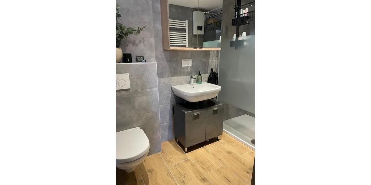 Erdgeschoßwohnung Neunkirchen Heinitz - 3 Zimmer, 100 m&sup2;, 740&euro; | Angebot:25842158