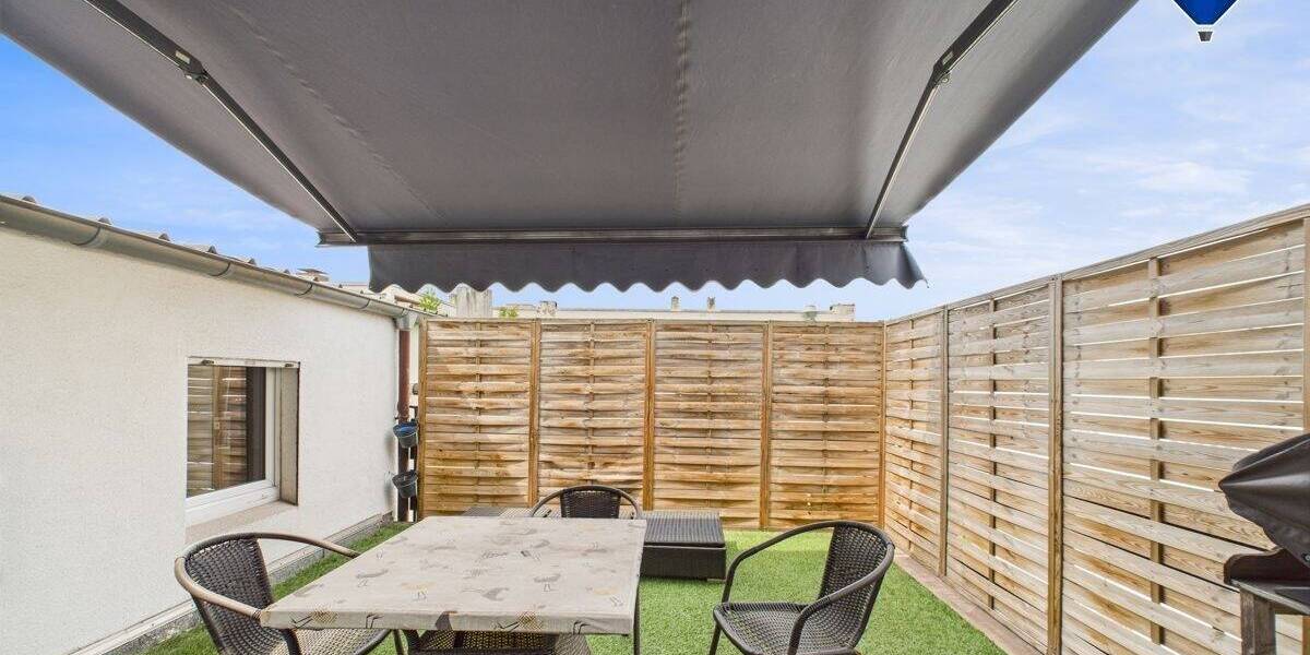 Reihenmittelhaus Dillingen - 7 Zimmer, 230 m&sup2;, 279.000&euro; | Angebot:25673957