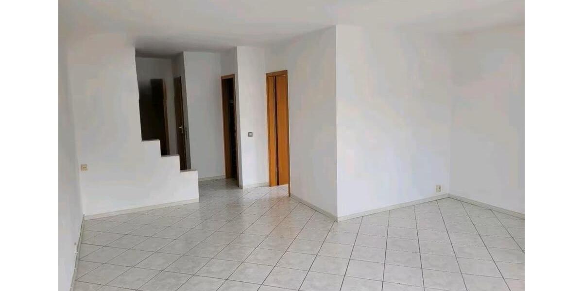 Etagenwohnung Riegelsberg - 2 Zimmer, 60 m&sup2;, 500&euro; | Angebot:25376449