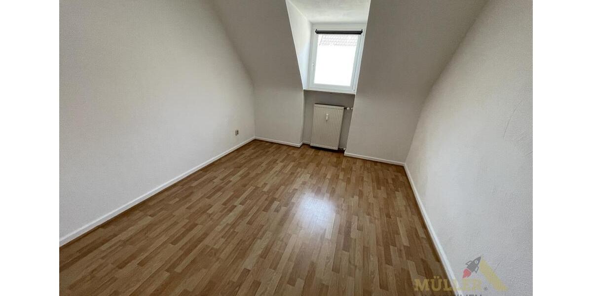 Dachgeschoßwohnung Saarlouis - 2 Zimmer, 46 m&sup2;, 650&euro; | Angebot:25064792
