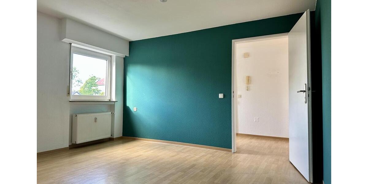 Dachgeschoßwohnung Saarbrücken Neue Bremm - 3.5 Zimmer, 98 m&sup2;, 950&euro; | Angebot:24224590