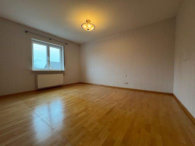 Einfamilienhaus Wadgassen - 4 Zimmer, 140 m&sup2;, 475.000&euro; | Angebot:25695593