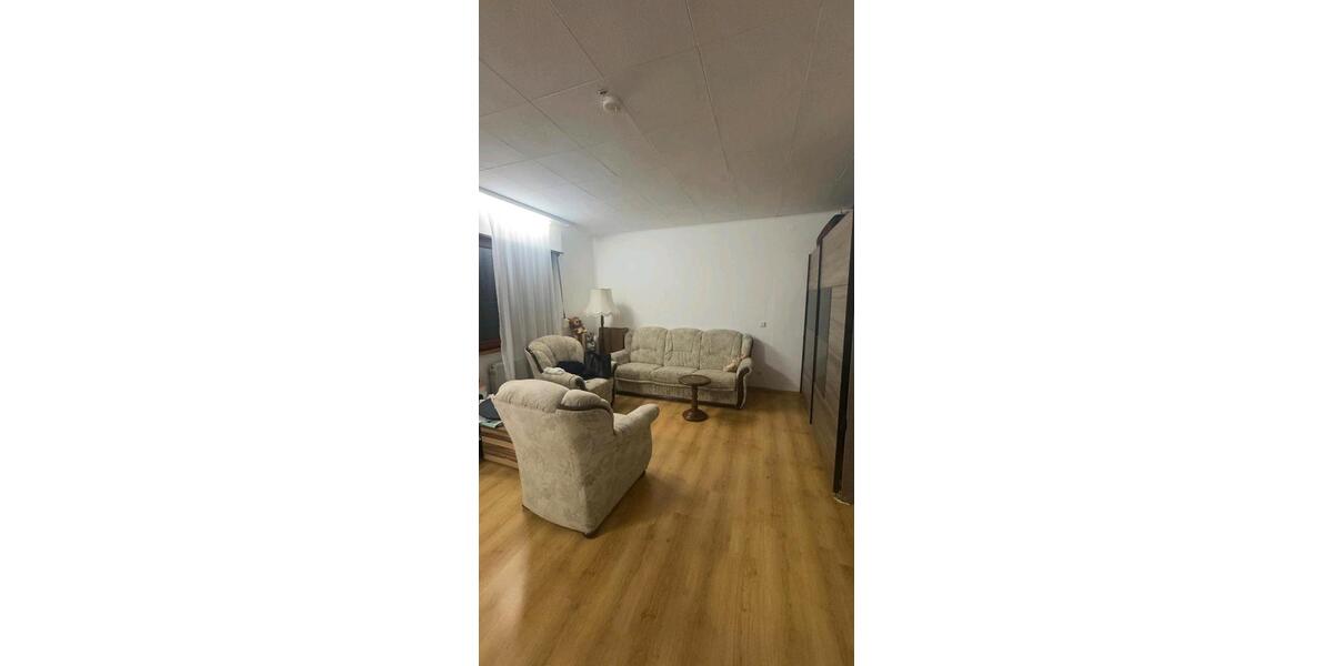 Etagenwohnung Saarbrücken - 1 Zimmer, 55 m&sup2;, 485&euro; | Angebot:26007928