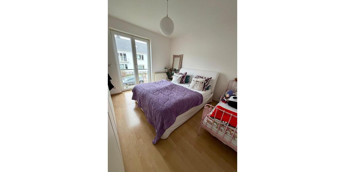 Etagenwohnung Saarbrücken Kieselhumes - 3 Zimmer, 89 m&sup2;, 979&euro; | Angebot:25382375