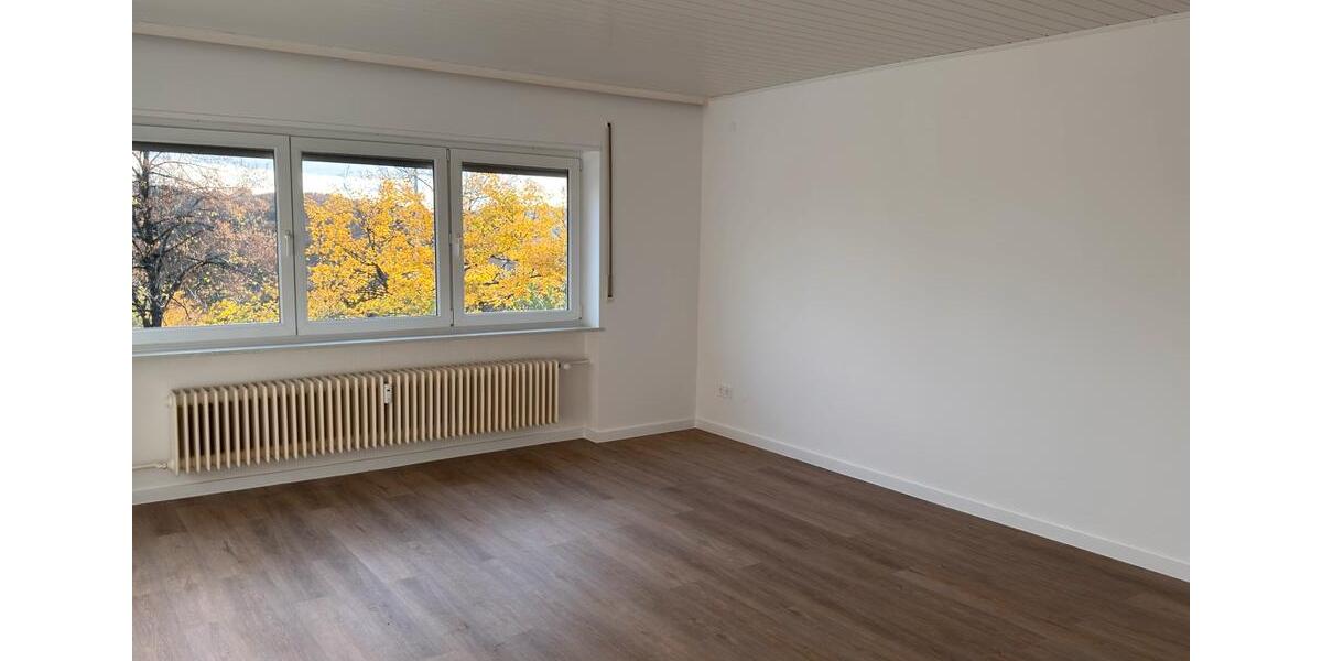 Erdgeschoßwohnung Eppelborn - 3.5 Zimmer, 109 m&sup2;, 950&euro; | Angebot:25824645