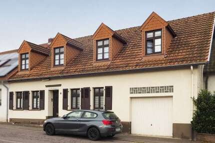 Haus Mandelbachtal - 7 Zimmer, 177 m&sup2;, 249.000&euro; | Angebot:24572401