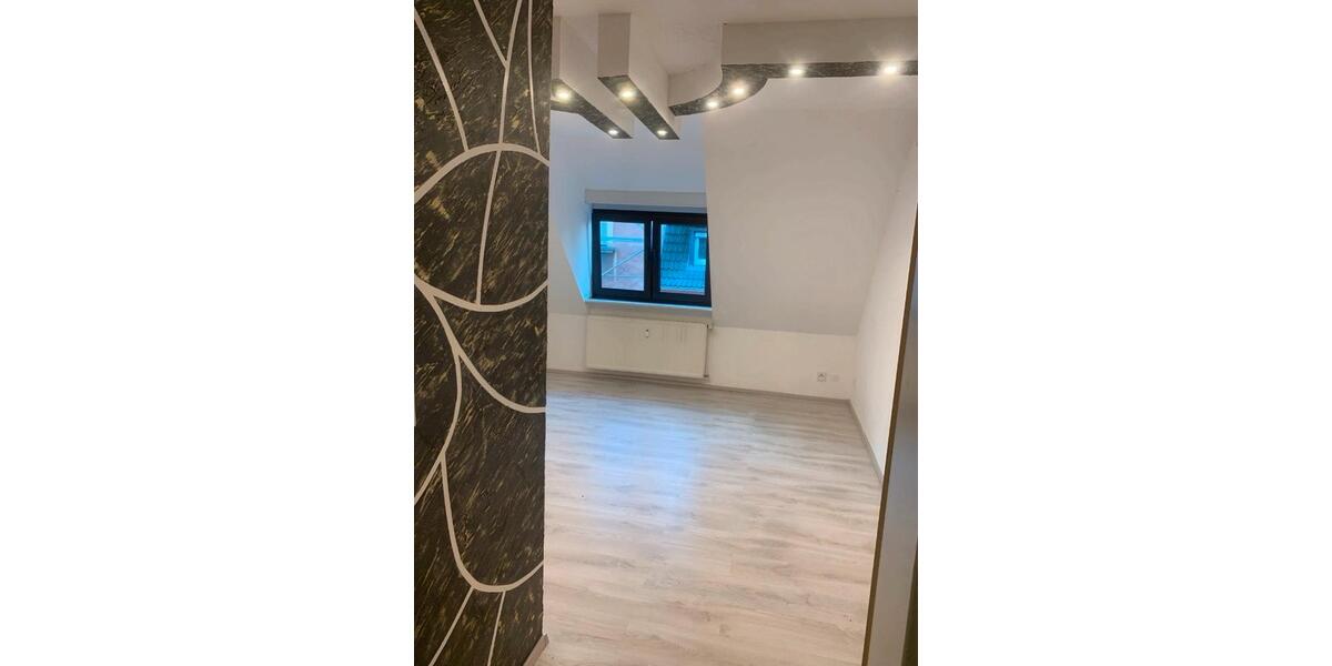 Etagenwohnung Saarbrücken West - 1 Zimmer, 32 m&sup2;, 315&euro; | Angebot:26683695