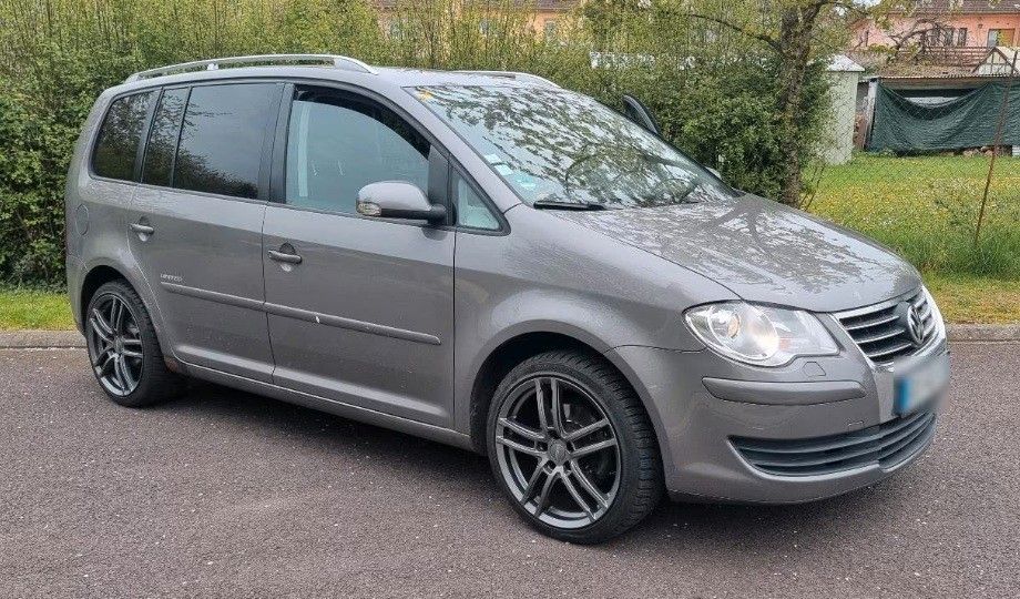 VW Touran 355.000 km 3.400 &euro; Saarbrücken 66111
