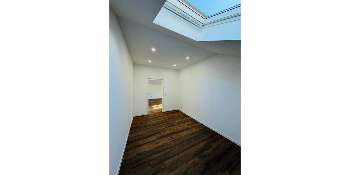 Etagenwohnung Sankt Ingbert - 3 Zimmer, 95 m&sup2;, 1.000&euro; | Angebot:25512670