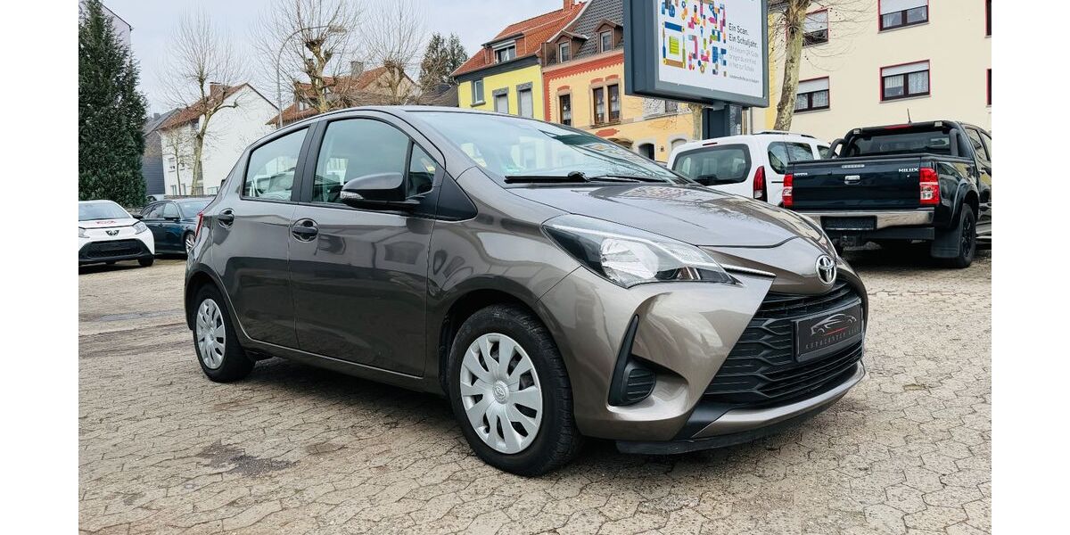 Toyota Yaris 80.000 km 9.400 &euro; Saarbrücken 66115