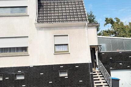 Haus Quierschied - 7 Zimmer, 220 m&sup2;, 220.000&euro; | Angebot:27641864