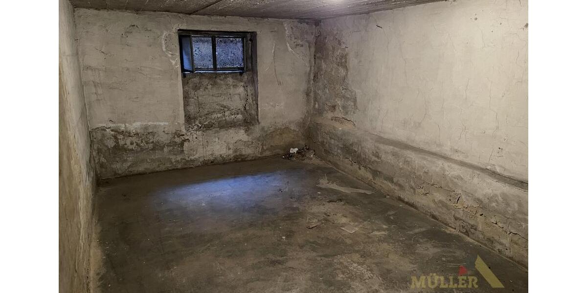 Dachgeschoßwohnung Saarlouis - 2 Zimmer, 46 m&sup2;, 650&euro; | Angebot:25064792