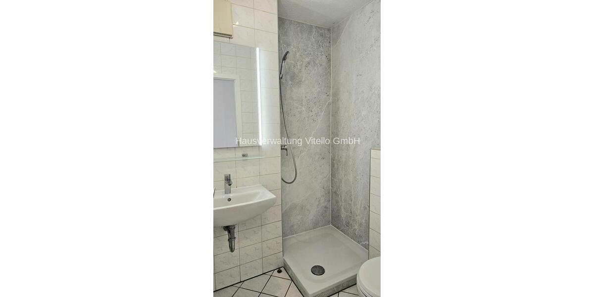 Etagenwohnung Saarbrücken Kieselhumes - 2 Zimmer, 38 m&sup2;, 465&euro; | Angebot:26611387