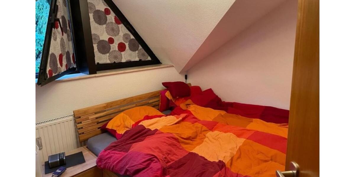Dachgeschoßwohnung Saarbrücken St. Arnual - 3 Zimmer, 94 m&sup2;, 980&euro; | Angebot:25537282