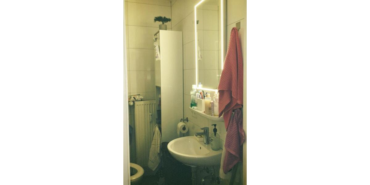 Dachgeschoßwohnung Saarbrücken Kieselhumes - 3 Zimmer, 59 m&sup2;, 250&euro; | Angebot:26585631