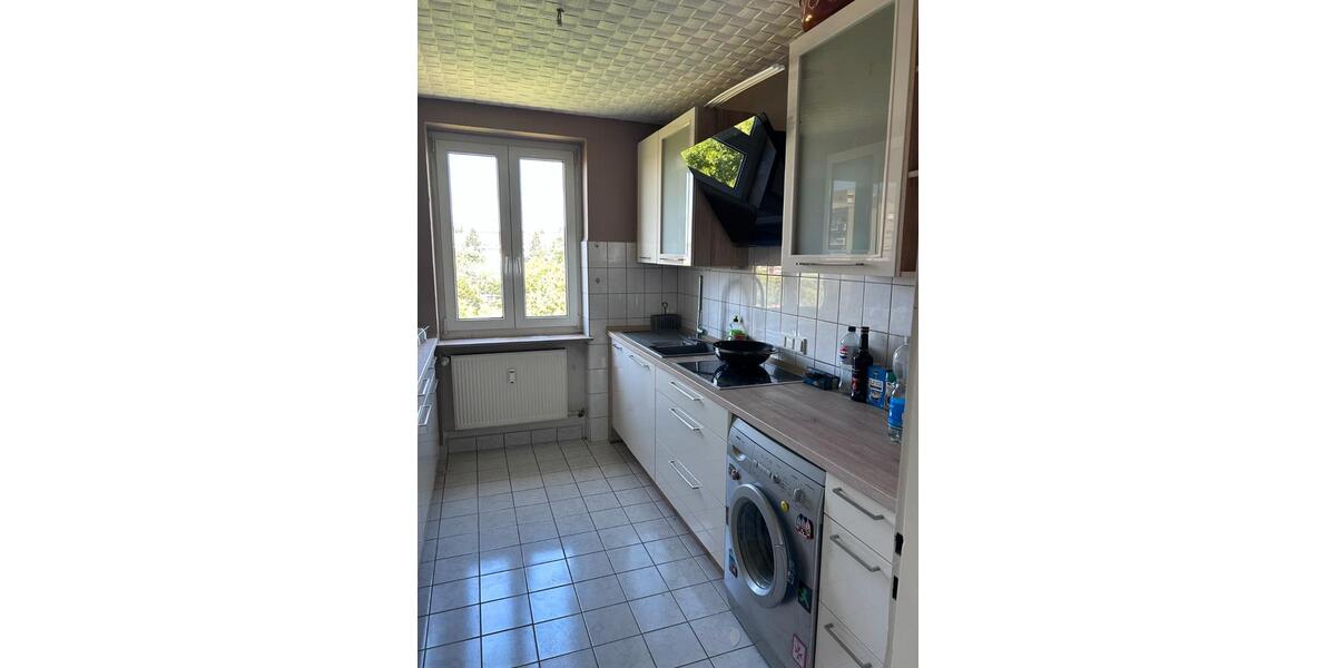 Etagenwohnung Saarbrücken - 3 Zimmer, 81 m&sup2;, 240.000&euro; | Angebot:26959767
