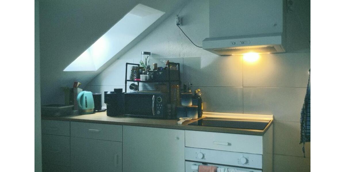 Dachgeschoßwohnung Saarbrücken Kieselhumes - 3 Zimmer, 59 m&sup2;, 250&euro; | Angebot:26585631
