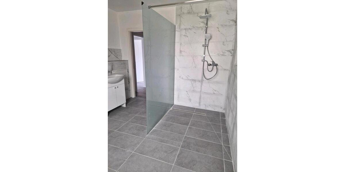 Etagenwohnung Riegelsberg - 3 Zimmer, 81 m&sup2;, 750&euro; | Angebot:26652033