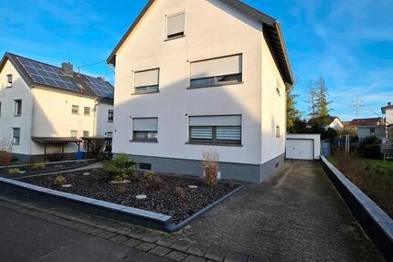 Haus Völklingen - 9 Zimmer, 165 m&sup2;, 339.000&euro; | Angebot:25882489