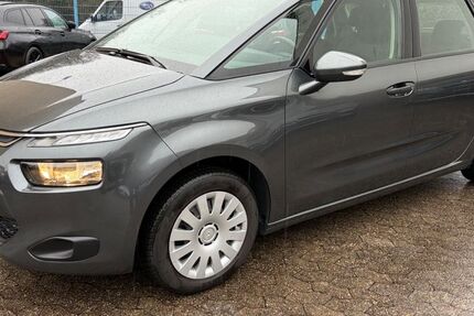 Citroen C4 Picasso 121.000 km 7.400 &euro; Saarbrücken 66115