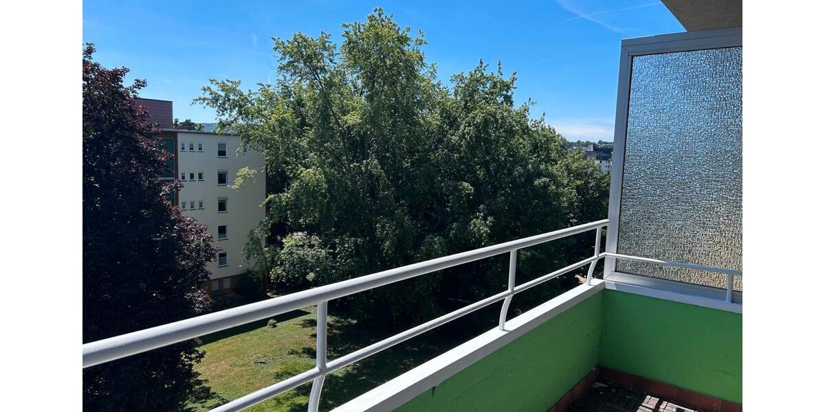 Etagenwohnung Saarbrücken - 3 Zimmer, 81 m&sup2;, 240.000&euro; | Angebot:26959767