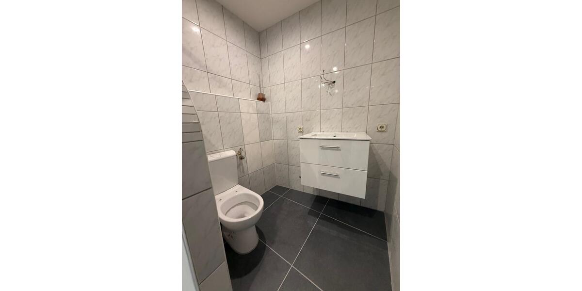 Erdgeschoßwohnung Völklingen - 3 Zimmer, 100 m&sup2;, 1.000&euro; | Angebot:25539811