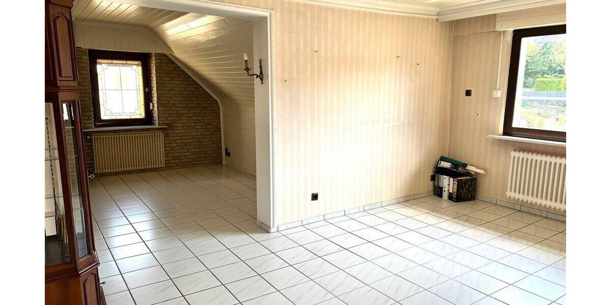 Mehrfamilienhaus, Wohnhaus Quierschied - 8 Zimmer, 198 m&sup2;, 287.000&euro; | Angebot:25745731