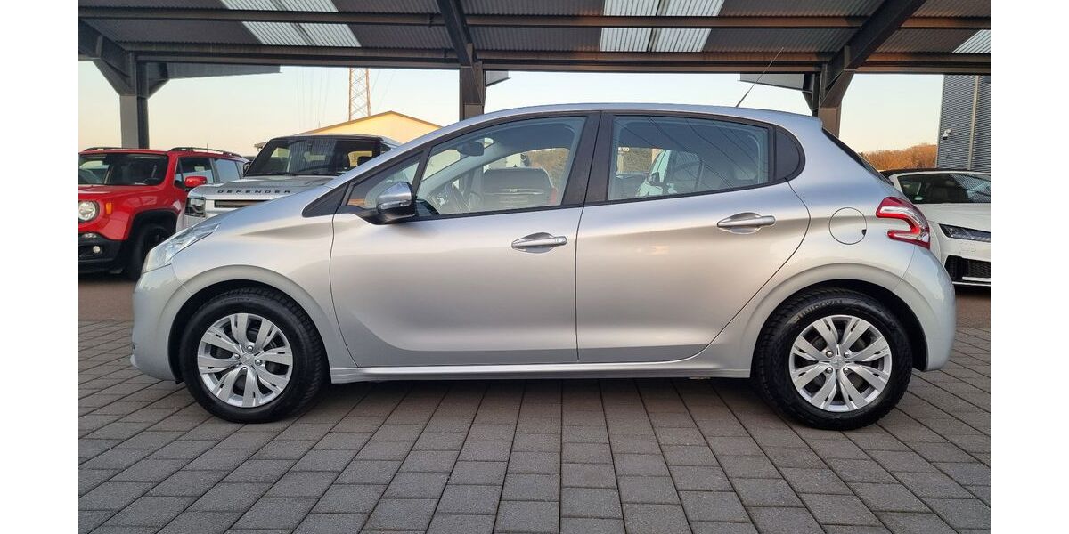 Peugeot 208 213.142 km 4.470 &euro; Nalbach 66809