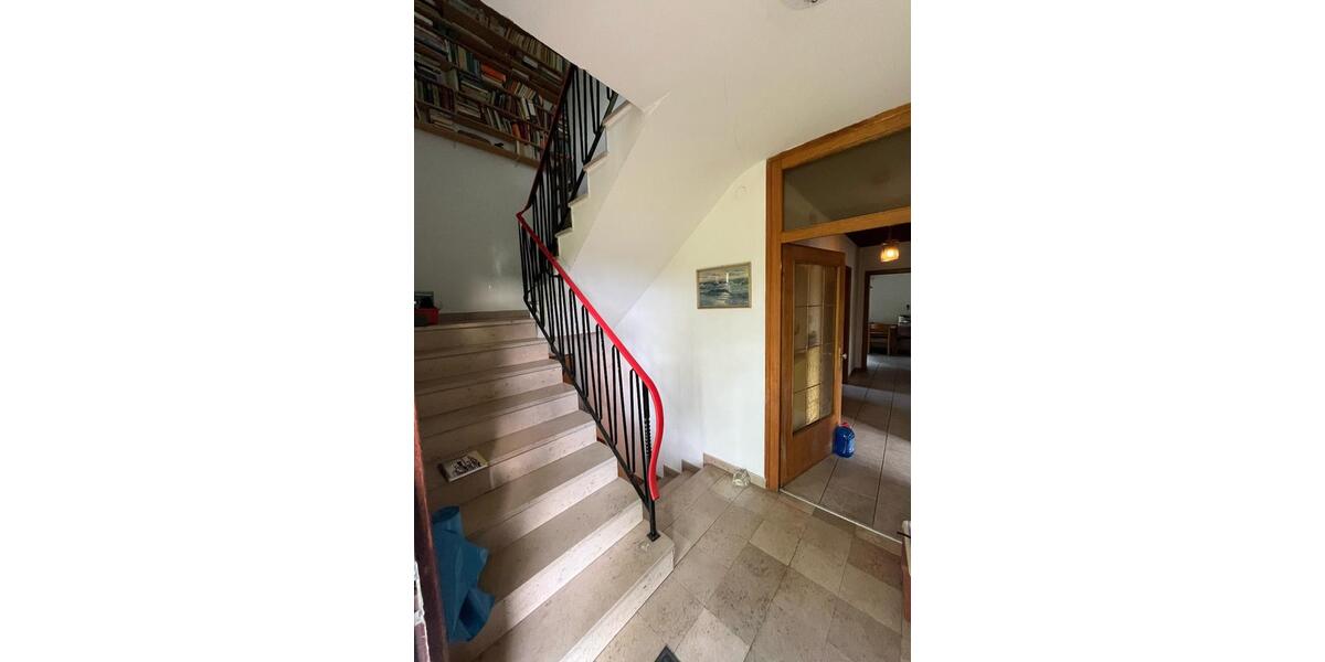 Einfamilienhaus Homburg - 6 Zimmer, 239 m&sup2;, 275.000&euro; | Angebot:25539359