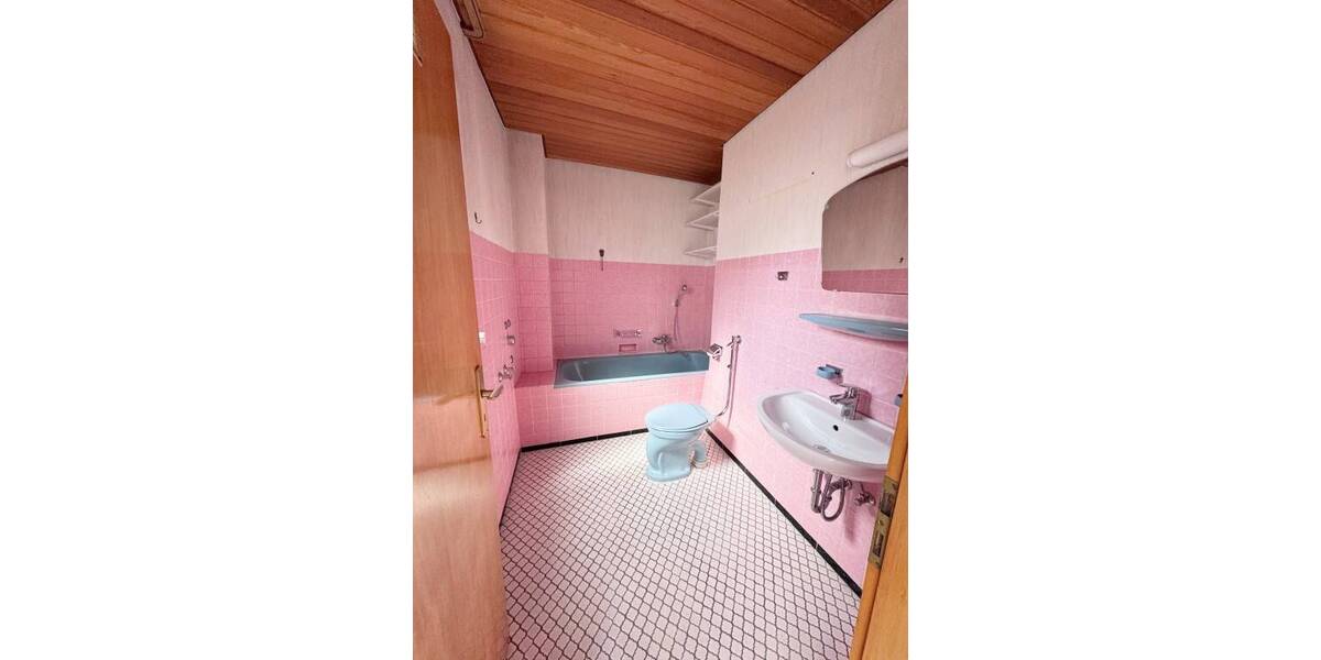 Einfamilienhaus St. Ingbert Rentrisch - 5 Zimmer, 115 m&sup2;, 99.000&euro; | Angebot:25927337