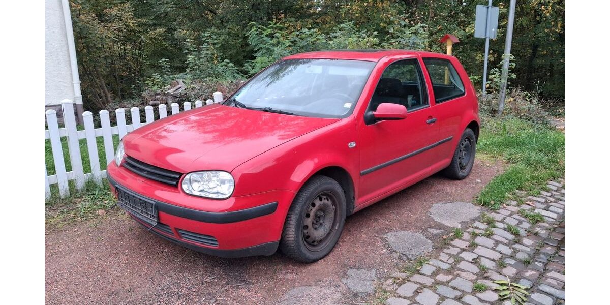 VW Golf 190.000 km 800 &euro; Saarbrücken 66117